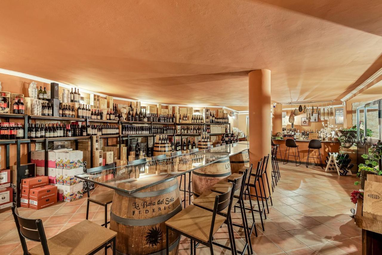 Hotel La Pietra Restaurant Fosdinovo Eksteriør billede